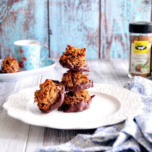 Mocha Coconut Macaroons Recipe with Singing Dog Vanilla's vanilla sugar and vanilla bean paste