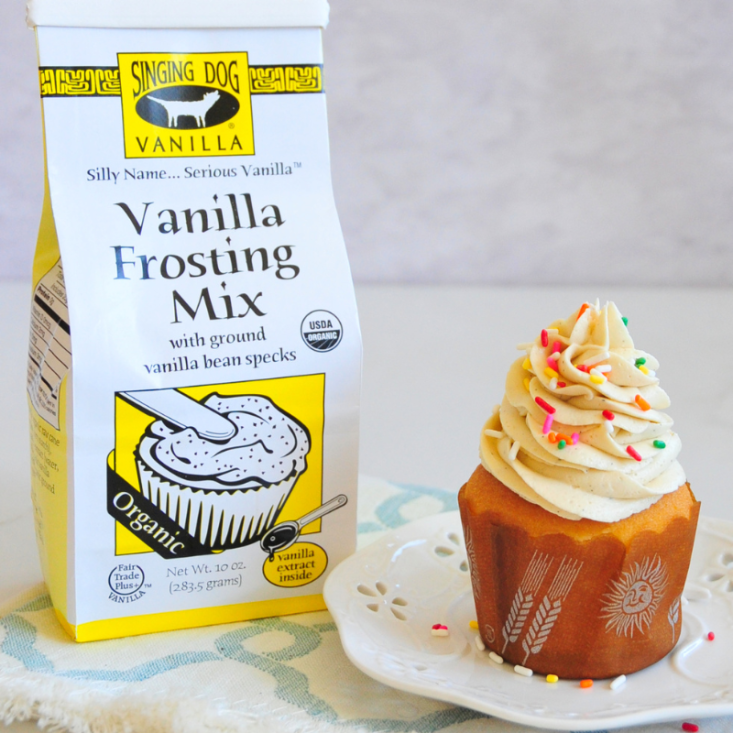 Organic Vanilla Frosting Mix (3-Pack) | Singing Dog Vanilla Frosting